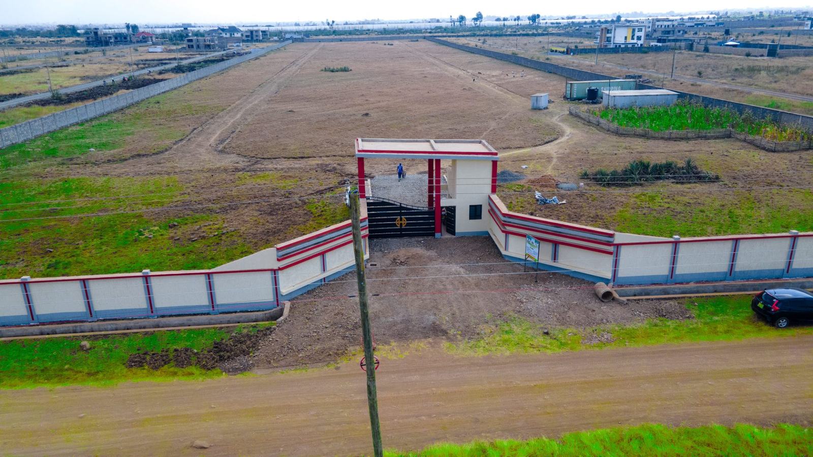 Main Gate & Branded Frontage